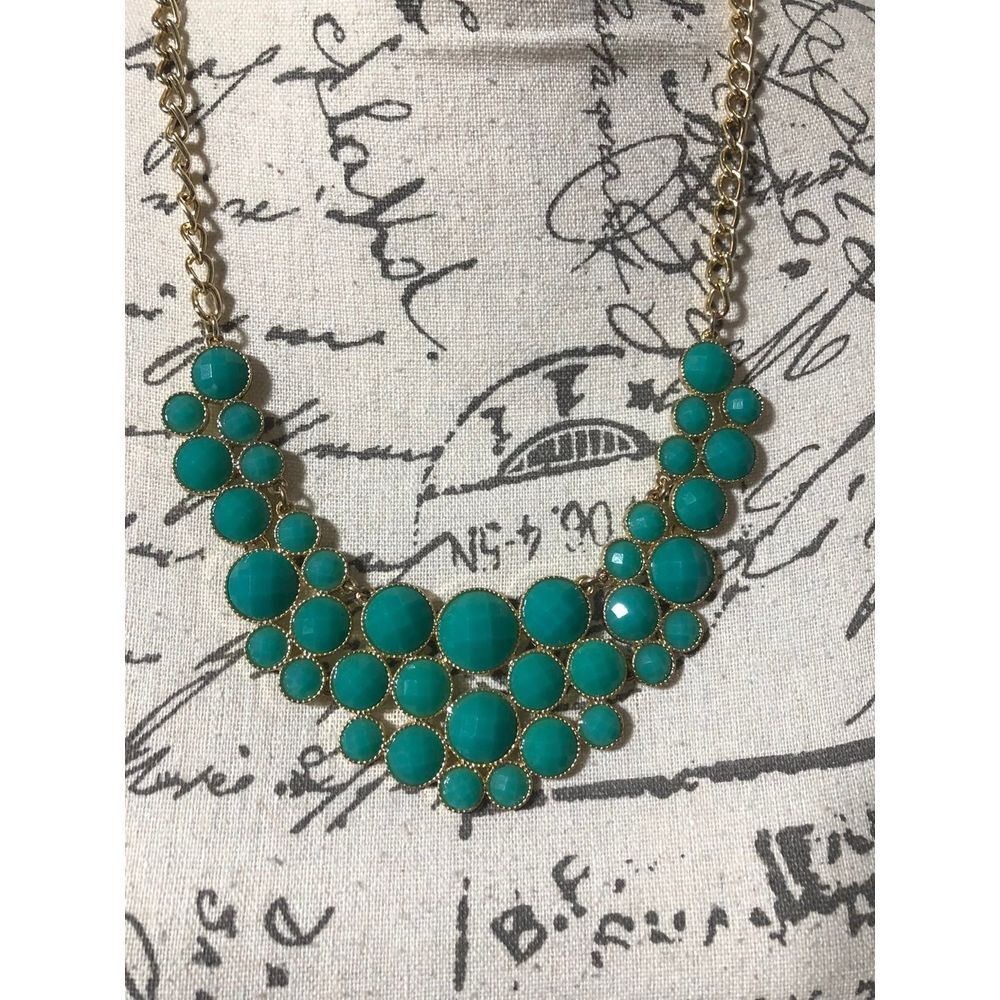 Statement Necklace - Picture 2 of 4
